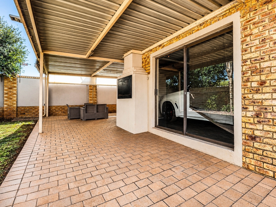 3 Bedroom Property for Sale in Terenure Gauteng