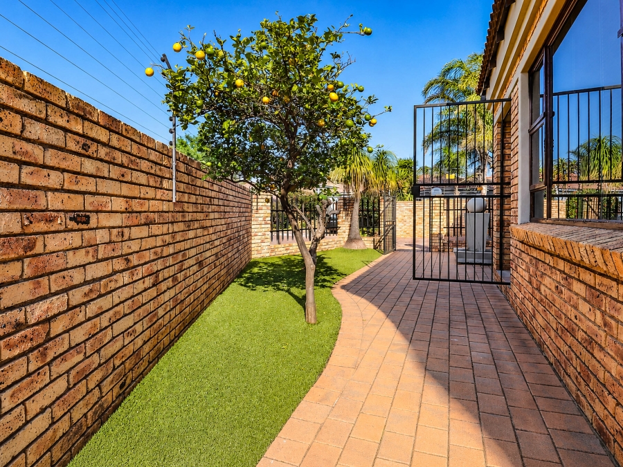 3 Bedroom Property for Sale in Terenure Gauteng