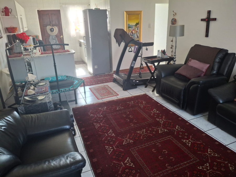 2 Bedroom Property for Sale in Eike Park Gauteng