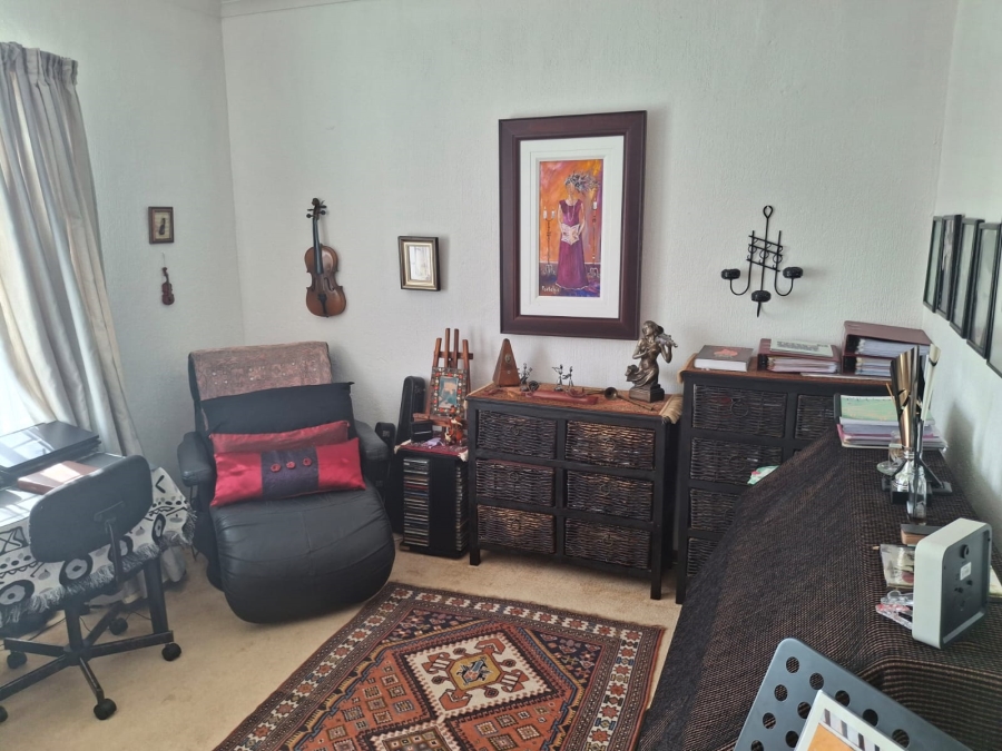 2 Bedroom Property for Sale in Eike Park Gauteng