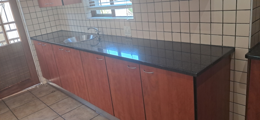 To Let 3 Bedroom Property for Rent in Monument Gauteng