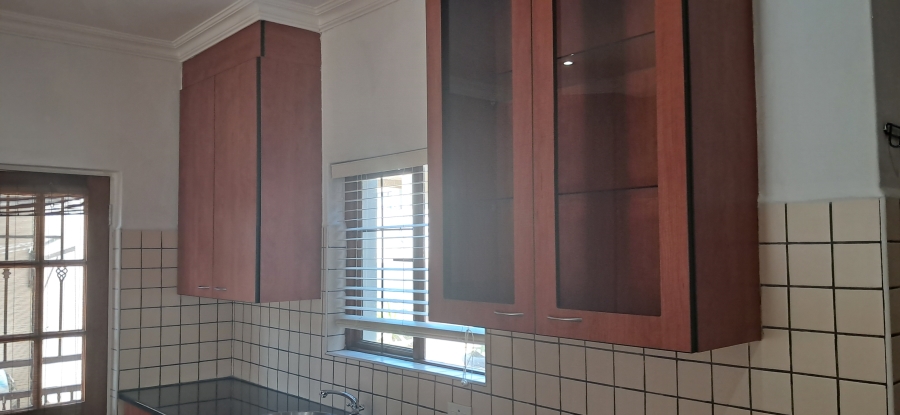 To Let 3 Bedroom Property for Rent in Monument Gauteng