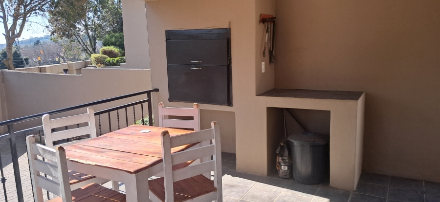 To Let 3 Bedroom Property for Rent in Monument Gauteng