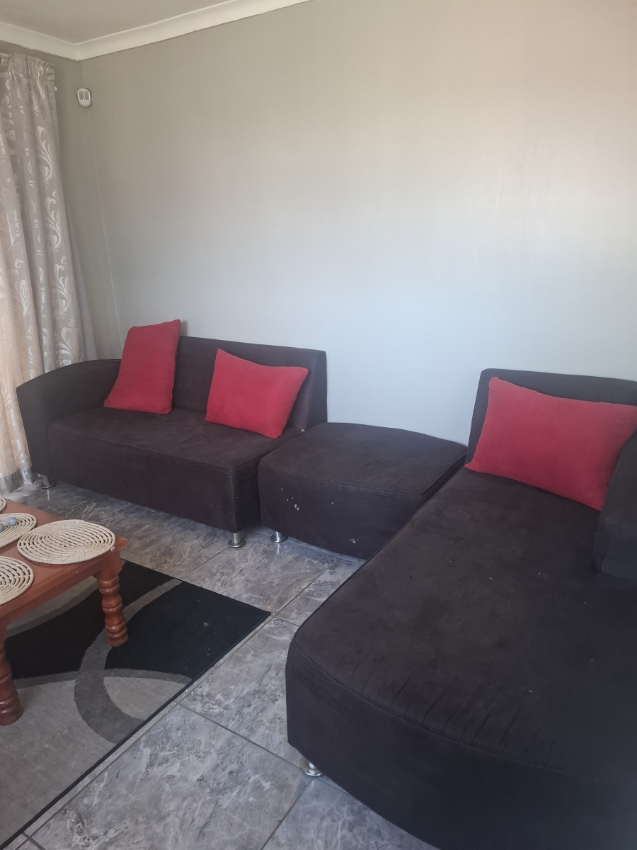 1 Bedroom Property for Sale in Selwyn Gauteng