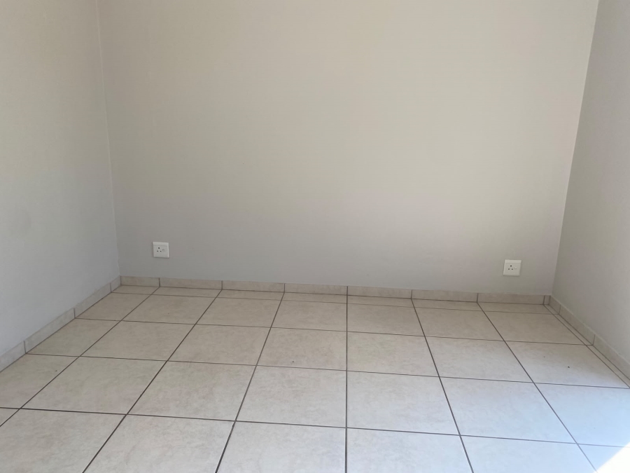 To Let 2 Bedroom Property for Rent in Chartwell Gauteng