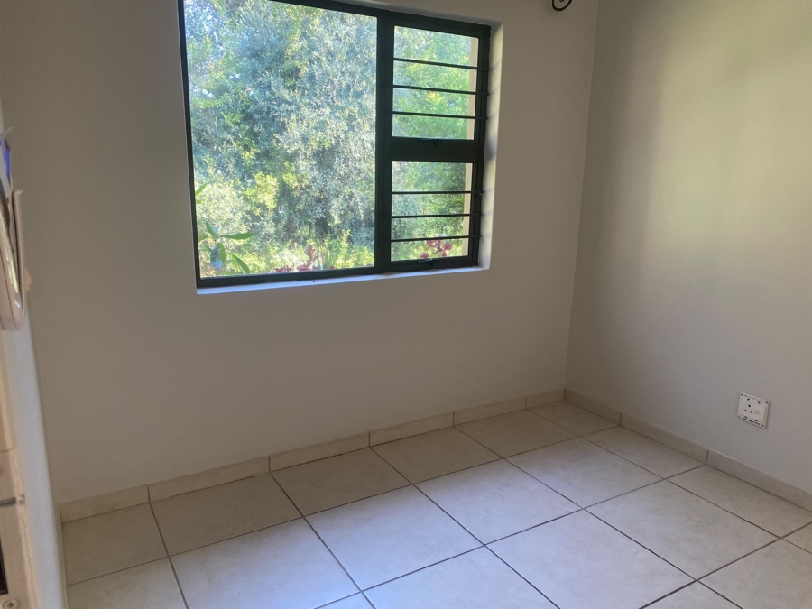 To Let 2 Bedroom Property for Rent in Chartwell Gauteng