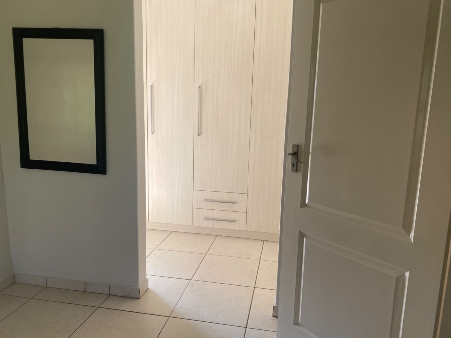To Let 2 Bedroom Property for Rent in Chartwell Gauteng
