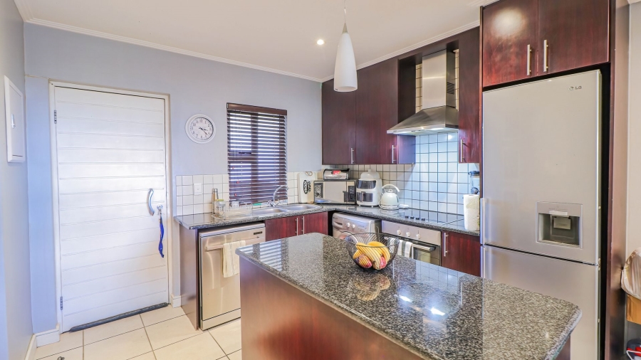 To Let 2 Bedroom Property for Rent in Morningside Gauteng