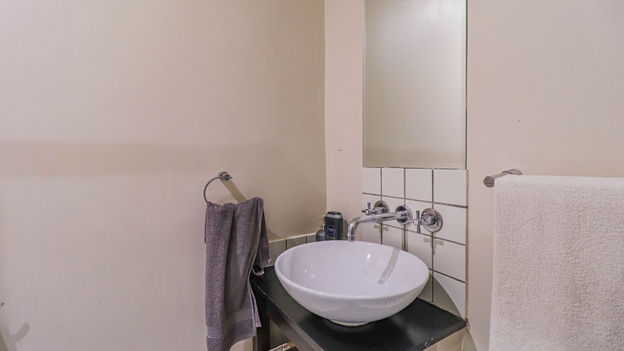 To Let 2 Bedroom Property for Rent in Morningside Gauteng