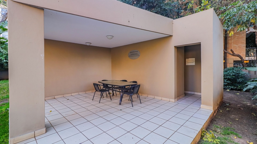 To Let 2 Bedroom Property for Rent in Morningside Gauteng