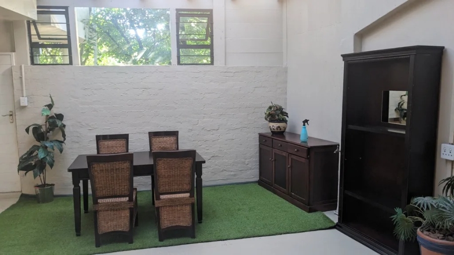 1 Bedroom Property for Sale in Woodmead Gauteng