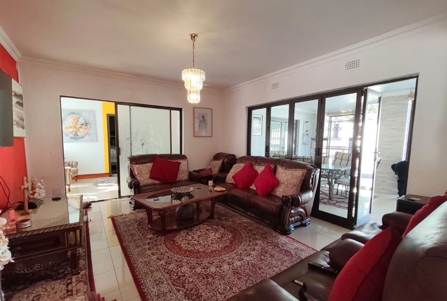 4 Bedroom Property for Sale in Brackendowns Gauteng