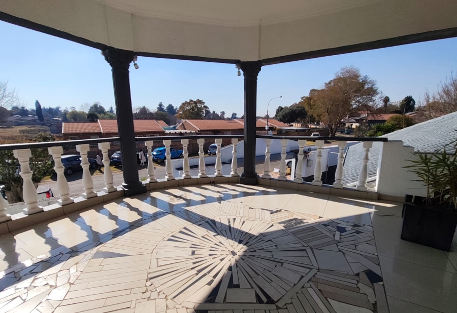 4 Bedroom Property for Sale in Brackendowns Gauteng