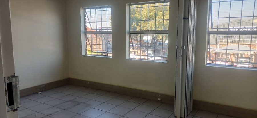 To Let Commercial Property for Rent in Sebenza Gauteng