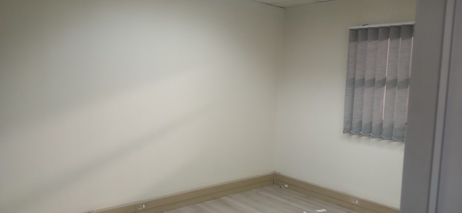 To Let Commercial Property for Rent in Sebenza Gauteng