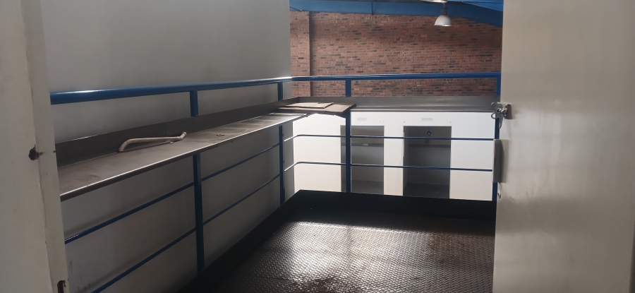 To Let Commercial Property for Rent in Sebenza Gauteng