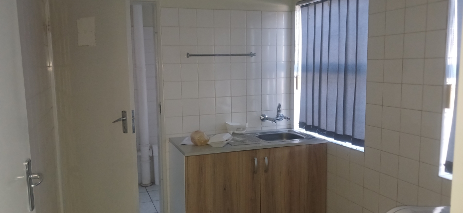To Let Commercial Property for Rent in Sebenza Gauteng