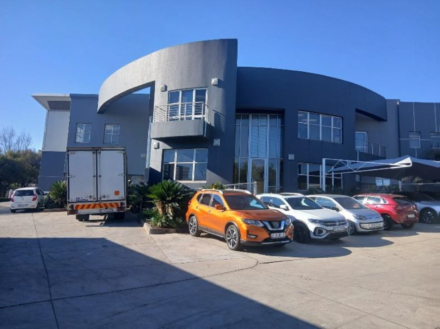 To Let Commercial Property for Rent in Longmeadow Gauteng