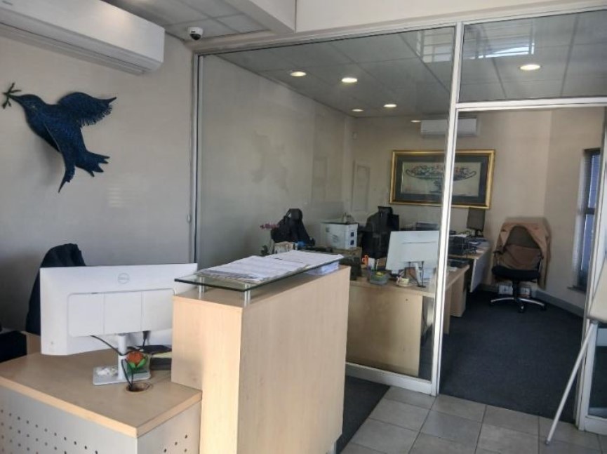 To Let Commercial Property for Rent in Longmeadow Gauteng