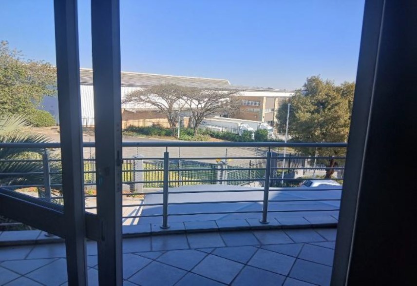 To Let Commercial Property for Rent in Longmeadow Gauteng