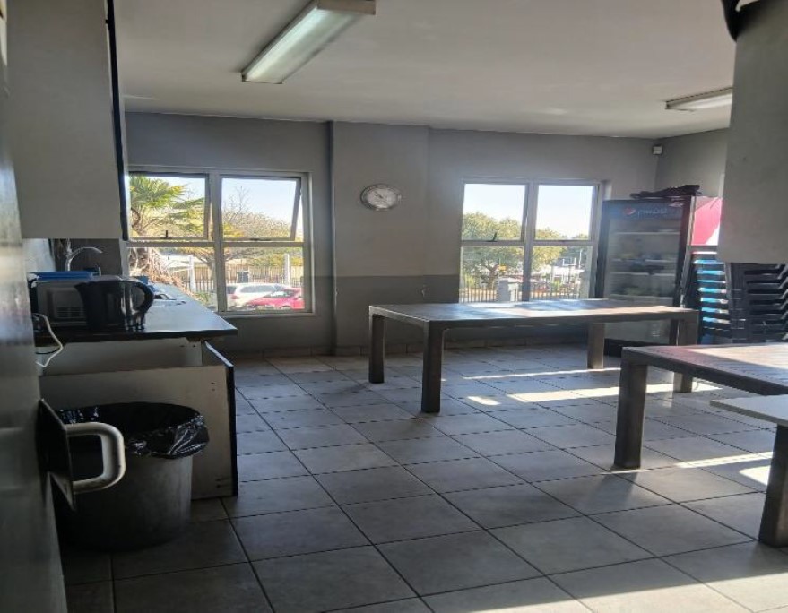 To Let Commercial Property for Rent in Longmeadow Gauteng
