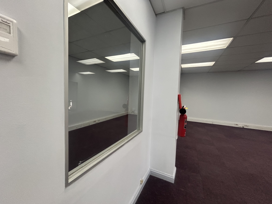 To Let Commercial Property for Rent in Spartan Gauteng