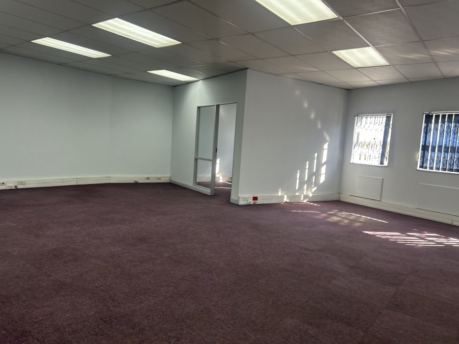 To Let Commercial Property for Rent in Spartan Gauteng