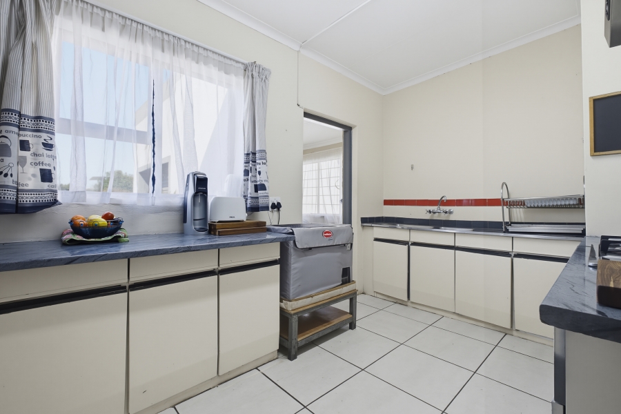 3 Bedroom Property for Sale in Highway Gardens Gauteng