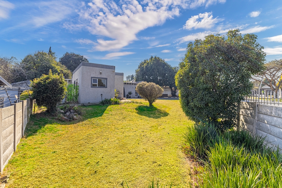 3 Bedroom Property for Sale in Highway Gardens Gauteng