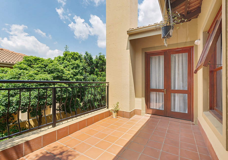 To Let 4 Bedroom Property for Rent in Broadacres Gauteng