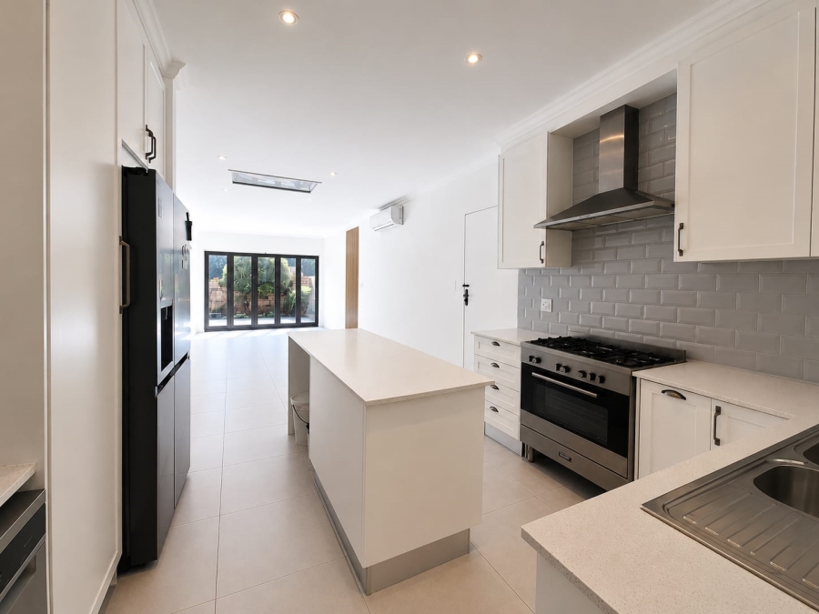 To Let 3 Bedroom Property for Rent in Maroeladal Gauteng