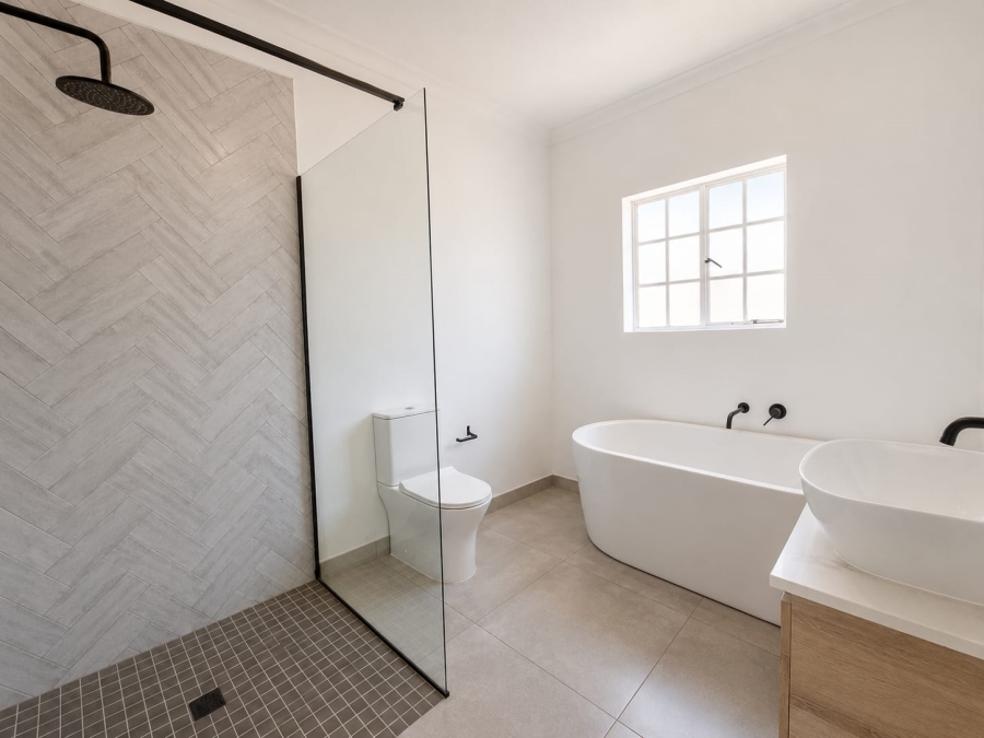To Let 3 Bedroom Property for Rent in Maroeladal Gauteng