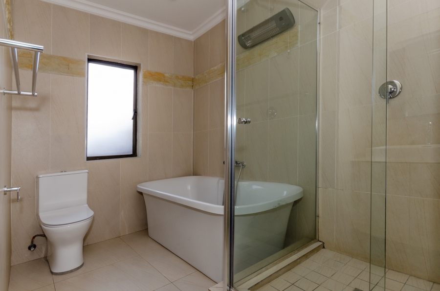 To Let 4 Bedroom Property for Rent in Fourways Gauteng