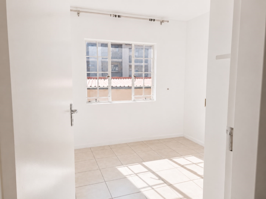 To Let 2 Bedroom Property for Rent in North Riding Gauteng