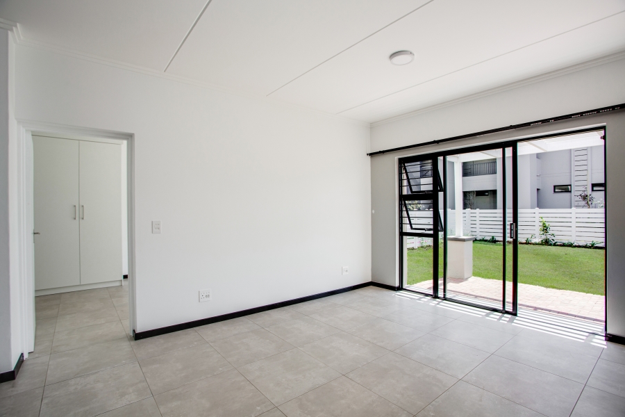 To Let 2 Bedroom Property for Rent in Broadacres Gauteng