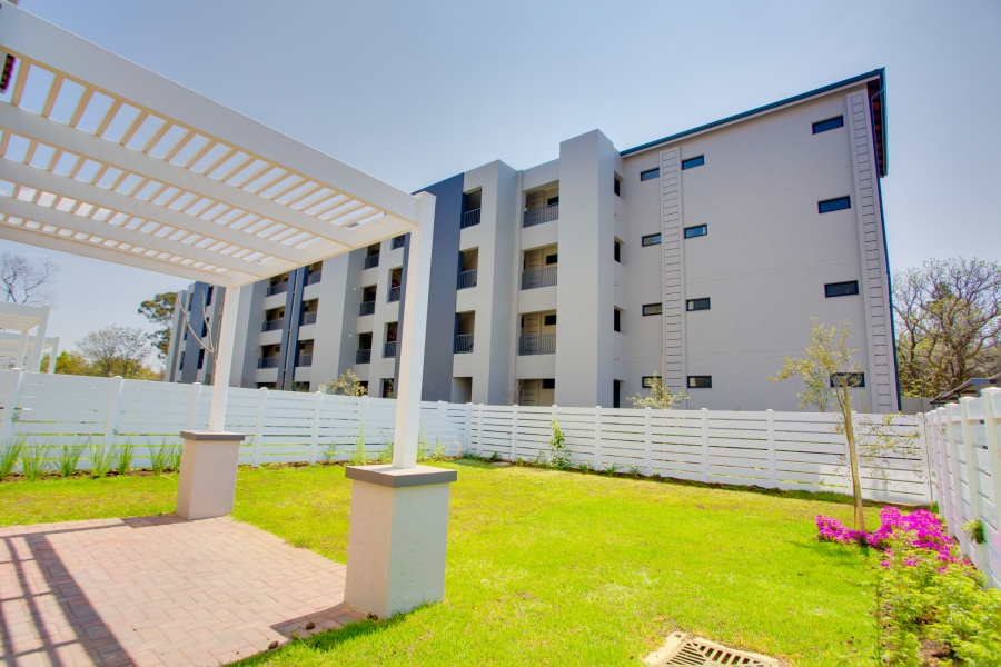 To Let 2 Bedroom Property for Rent in Broadacres Gauteng
