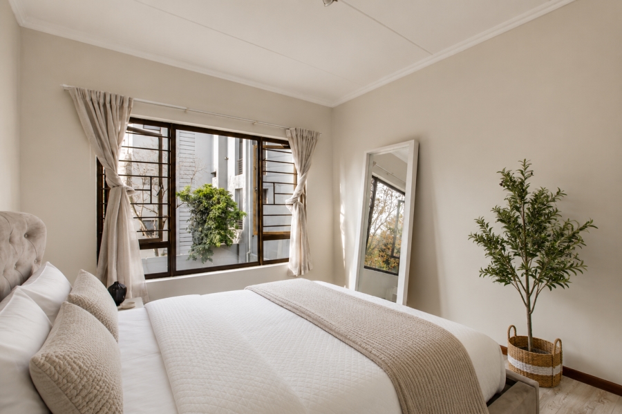 2 Bedroom Property for Sale in Bryanston Gauteng