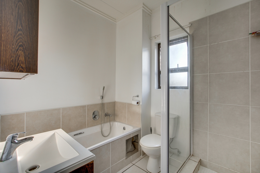 2 Bedroom Property for Sale in Bryanston Gauteng