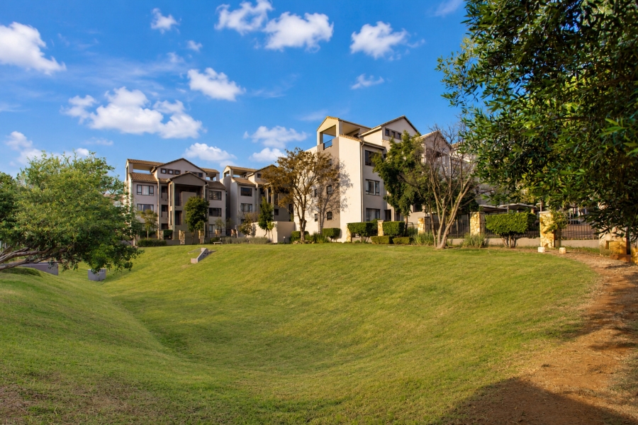 2 Bedroom Property for Sale in Bryanston Gauteng