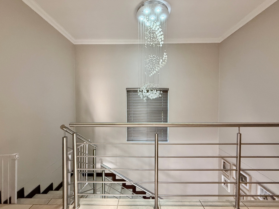 4 Bedroom Property for Sale in Newmark Estate Gauteng