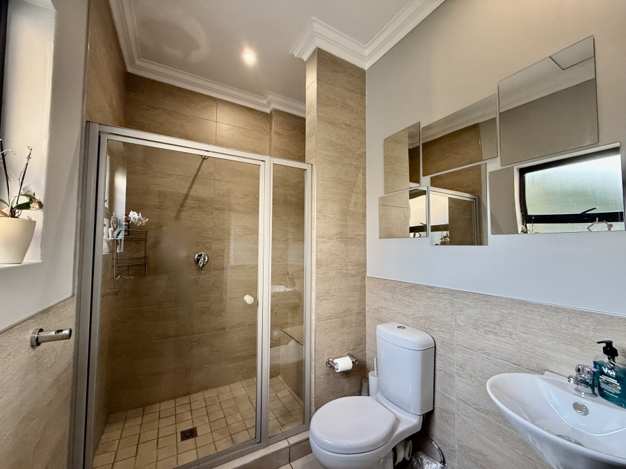 4 Bedroom Property for Sale in Newmark Estate Gauteng