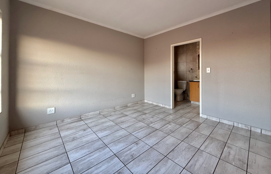 3 Bedroom Property for Sale in Willow Park Manor Gauteng