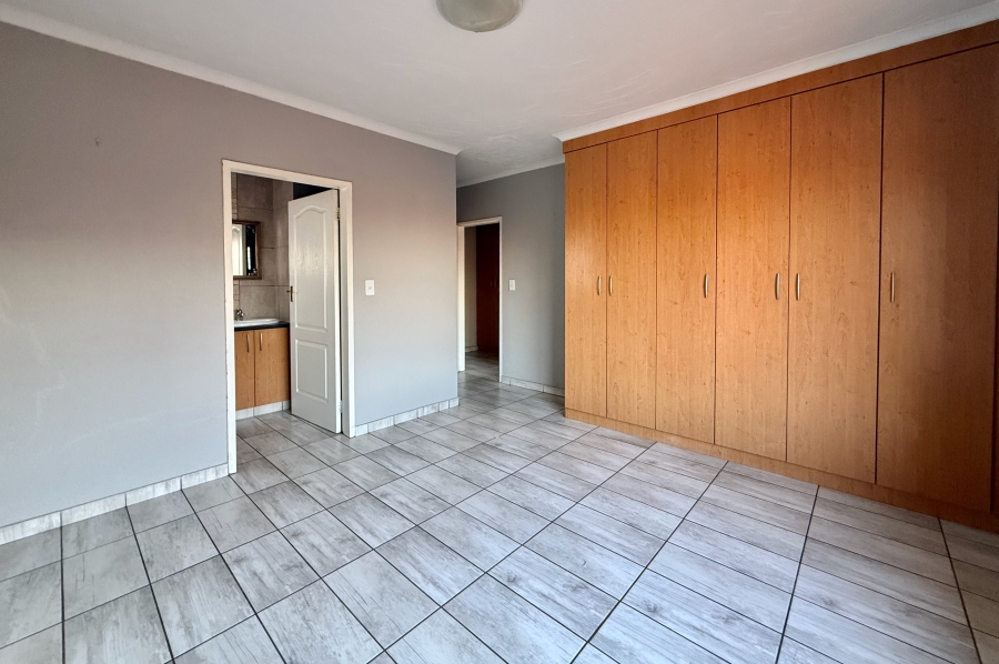3 Bedroom Property for Sale in Willow Park Manor Gauteng