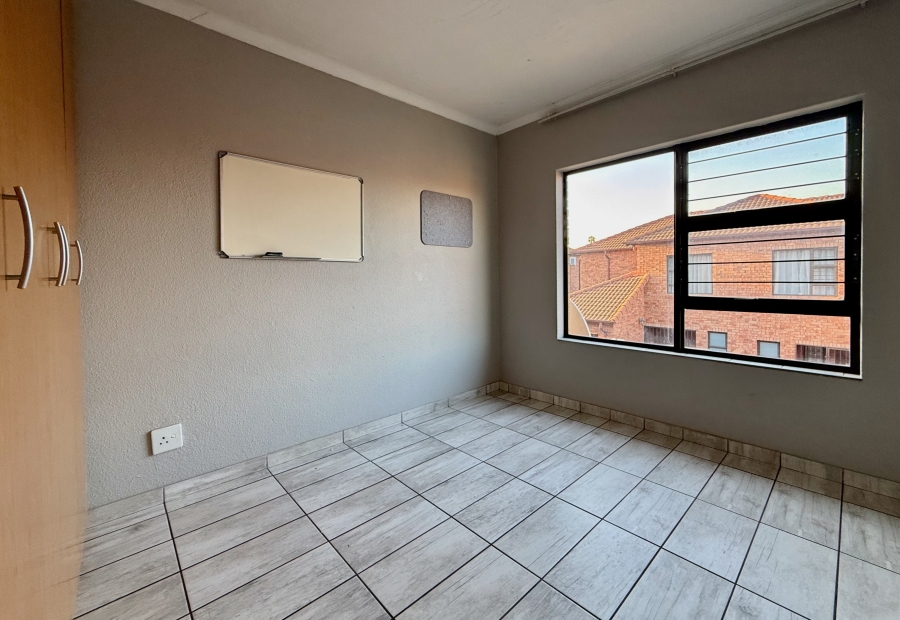 3 Bedroom Property for Sale in Willow Park Manor Gauteng