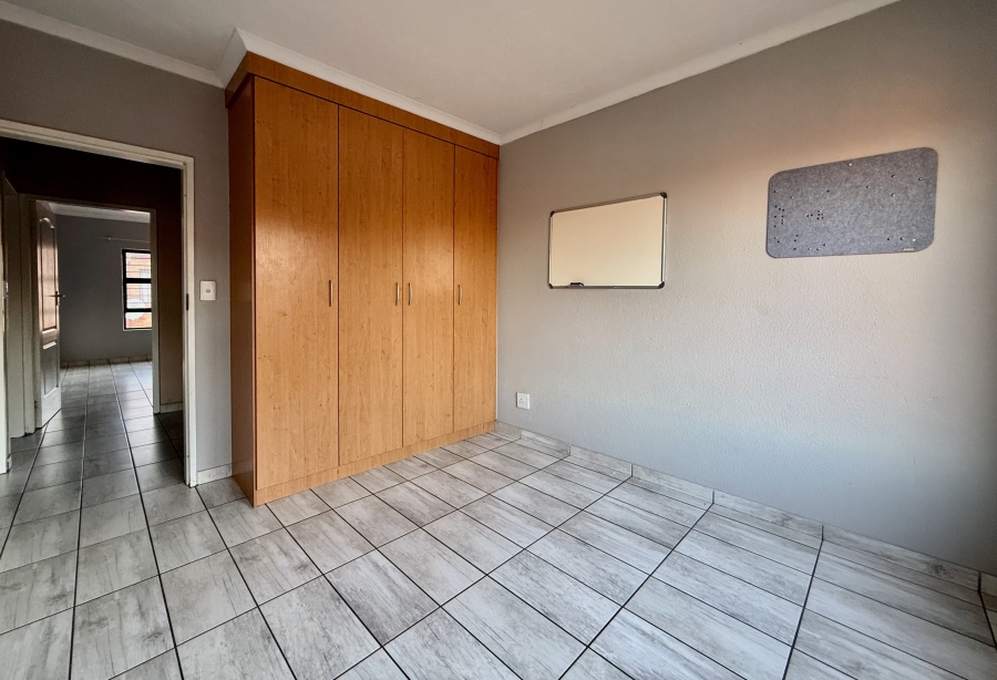 3 Bedroom Property for Sale in Willow Park Manor Gauteng