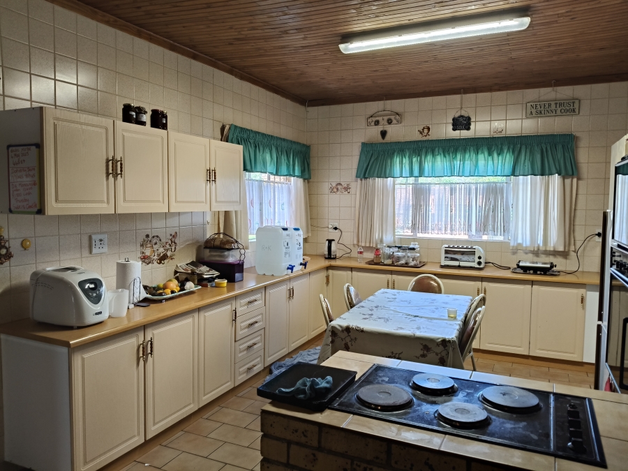 4 Bedroom Property for Sale in Suideroord Gauteng