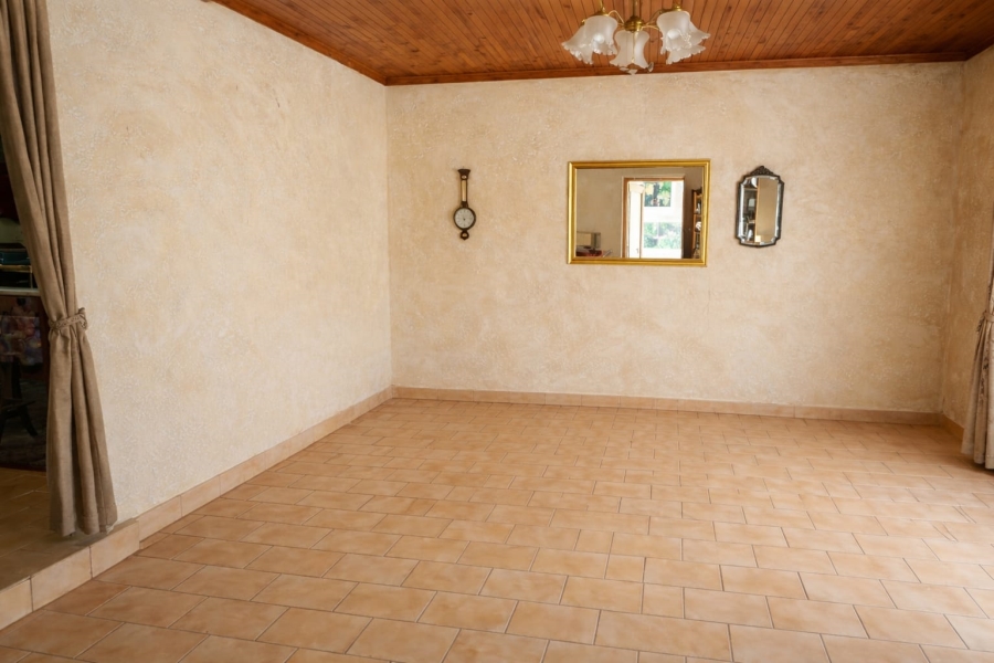 4 Bedroom Property for Sale in Suideroord Gauteng