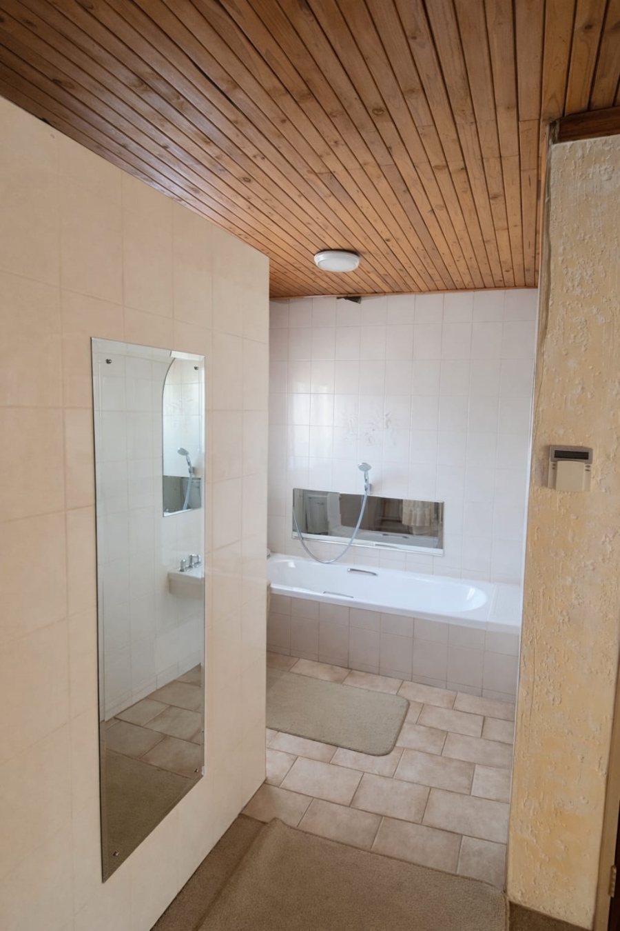 4 Bedroom Property for Sale in Suideroord Gauteng