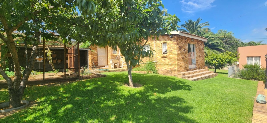 4 Bedroom Property for Sale in Suideroord Gauteng