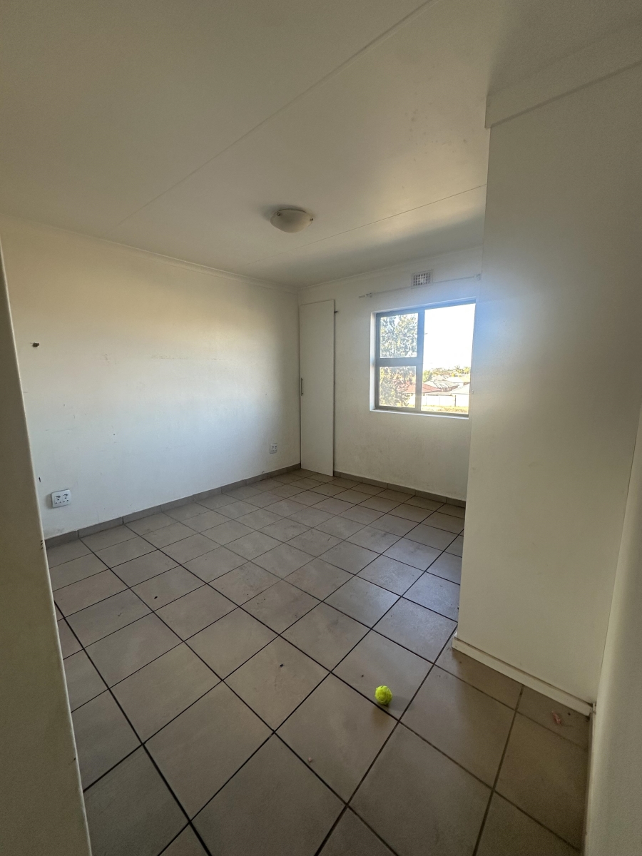 3 Bedroom Property for Sale in Albertsdal Gauteng